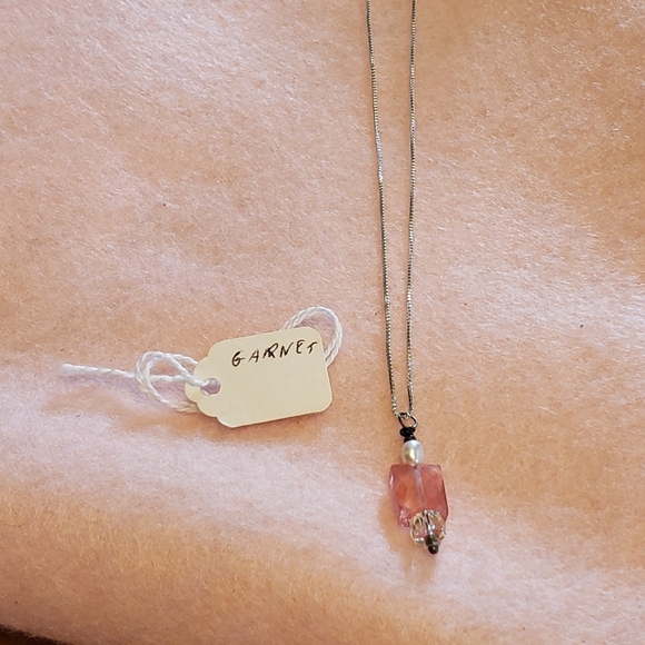 Pink Garnet, Pearl & Crystal Necklace on Silver Chain - Picture 7 of 12